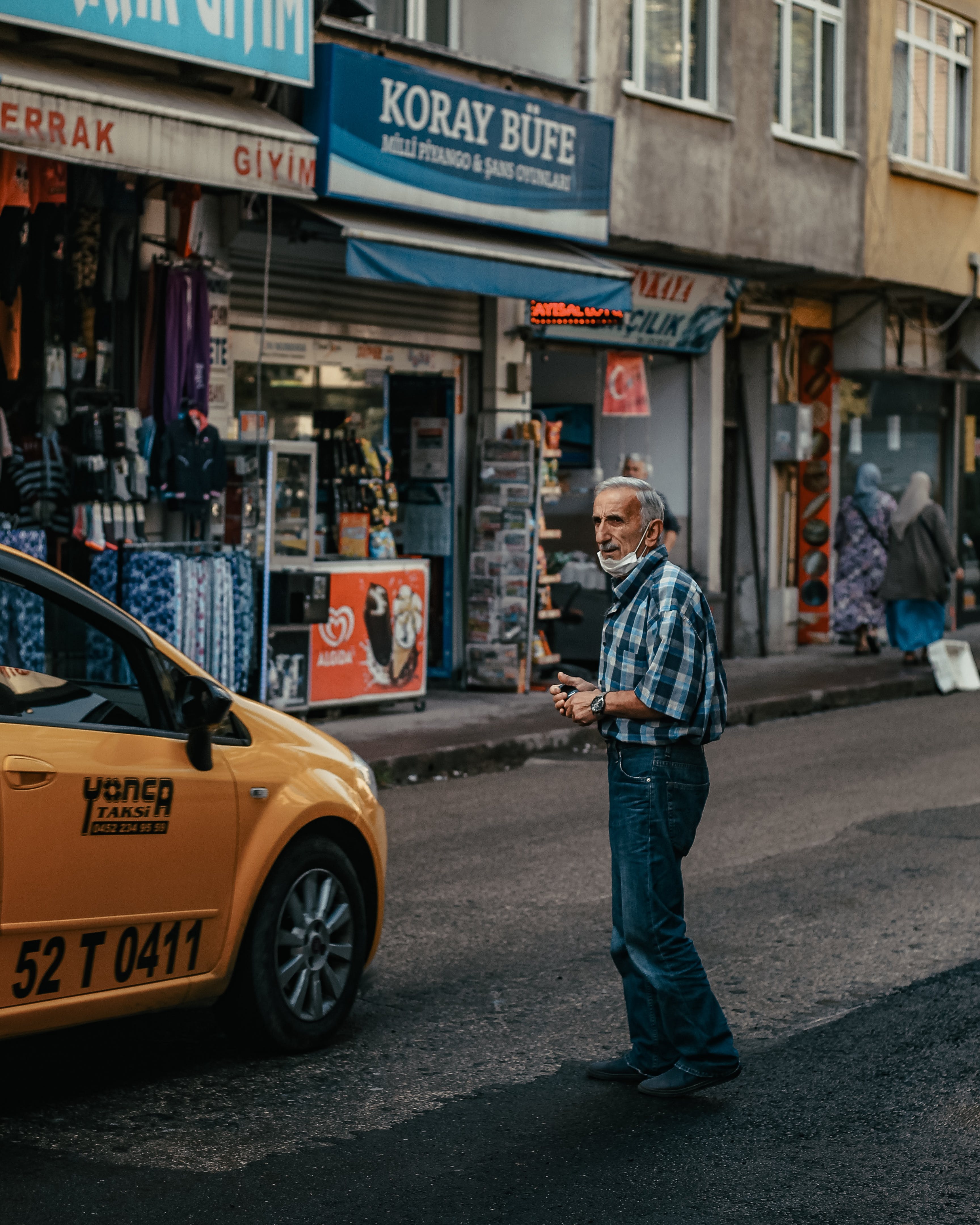 senior-pedestrian-safety-melbourne-driving-schools