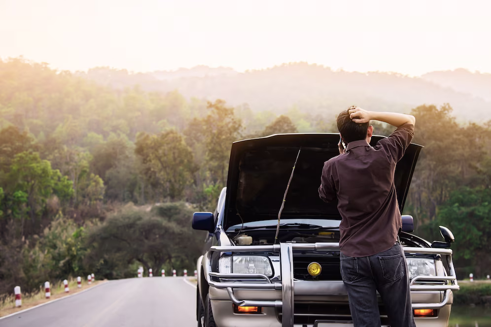 Stuck on the Road: No Yelling's Step-by-Step Guide for Handling a Car Breakdown