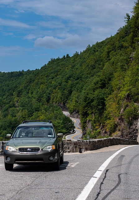 Fueling Up: The Best Pit Stops for Snacks and Refreshments on Road Trips