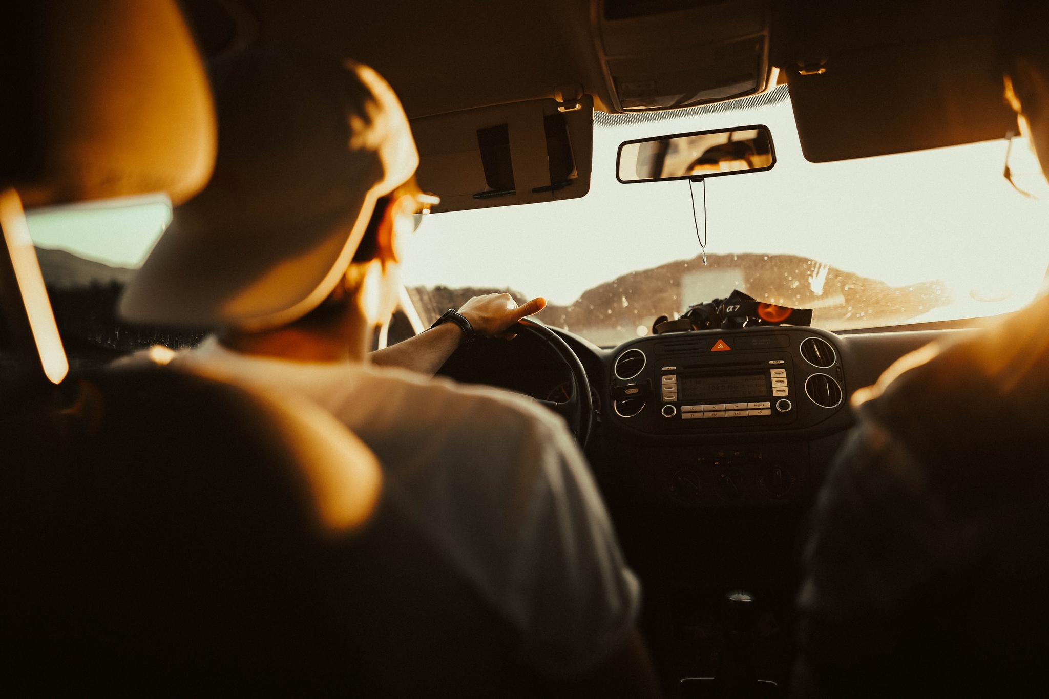 Overcoming Challenges in Driving Lessons for Indi...